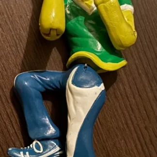 MUÑECO CON VENTOSA Y SOPORTE PARA CRISTAL NO CORRAS NENG PARA EL COCHE 19 X 7 CM AQUITIENESLOQUEBUSCAS.COM