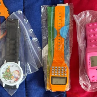 LOTE DE 3 RELOJES PAPA NOEL RELOJ CALCULADORA RELOJ SHHORS LEGO RETRO LADRILLOS AQUITIENESLOQUEBUSCAS.COM